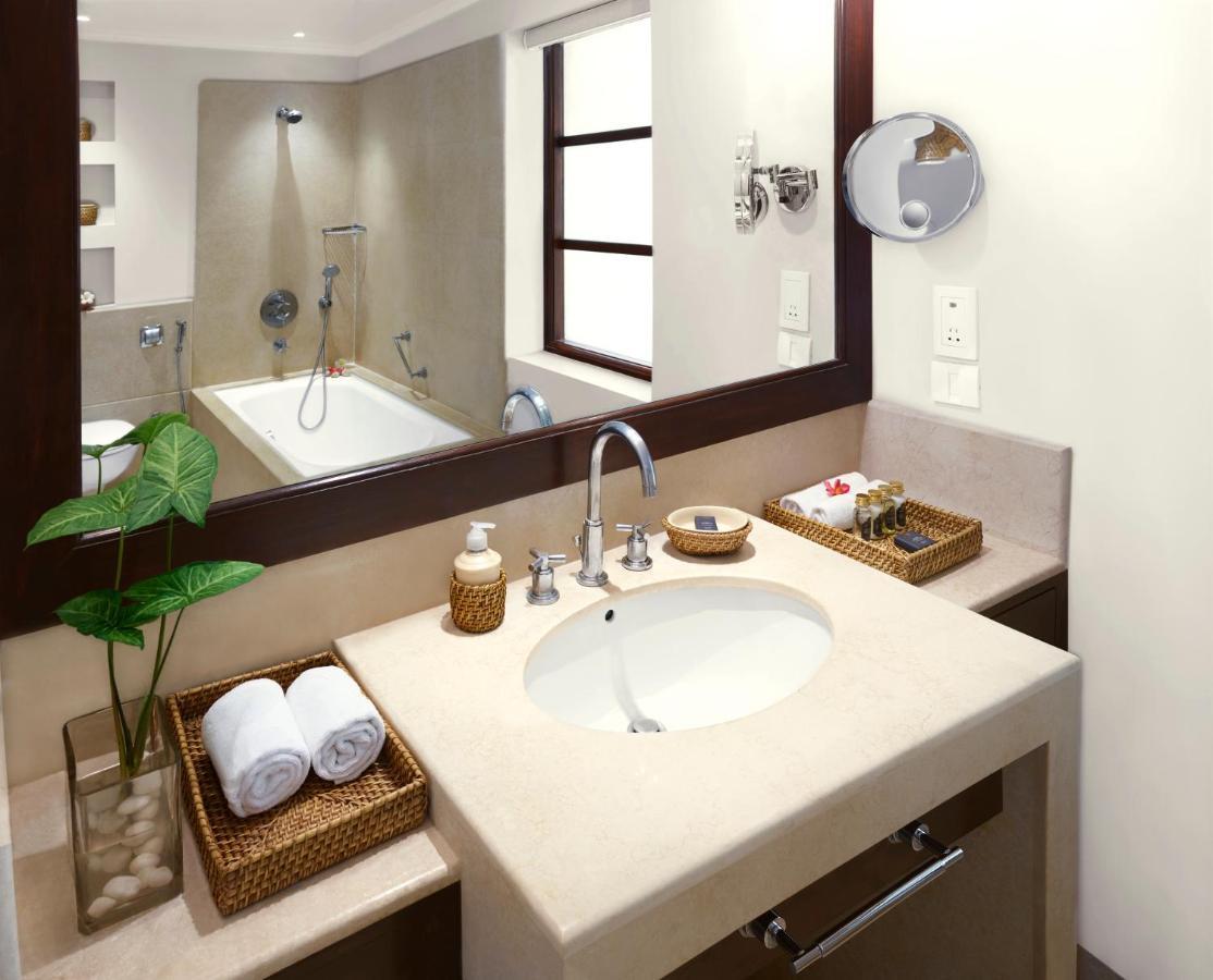 Taj Holiday Village Resort & Spa, Goa Candolim Exterior foto