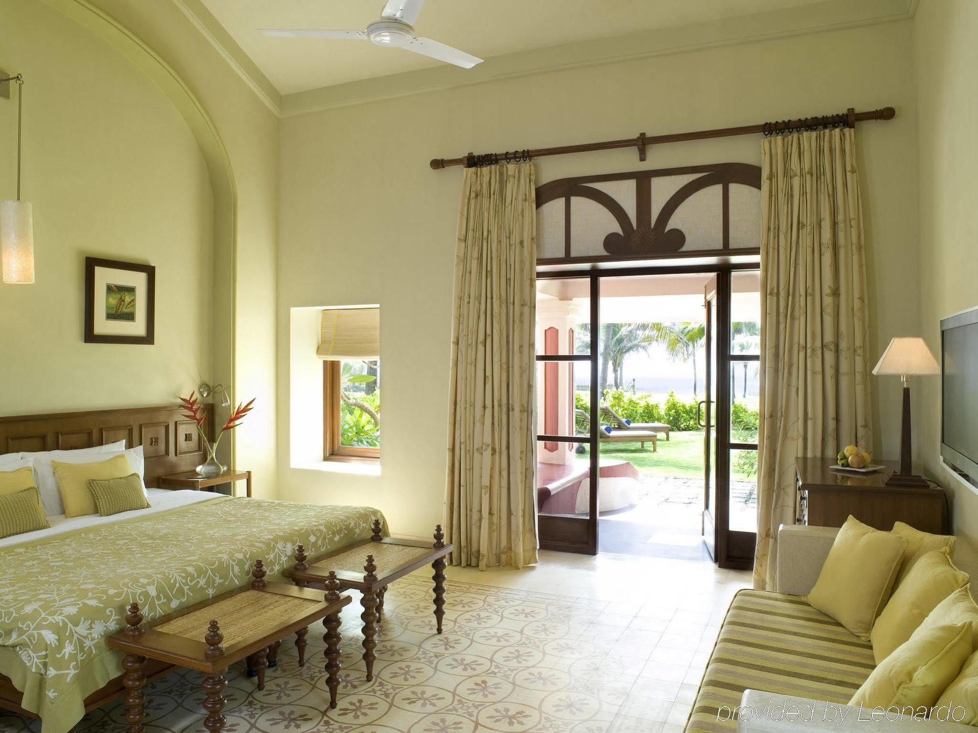 Taj Holiday Village Resort & Spa, Goa Candolim Zimmer foto A room at the Taj Bengal